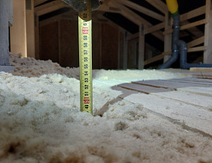 Zateplení stropu dřevostavby rodinného domu pomocí dřevovlákna